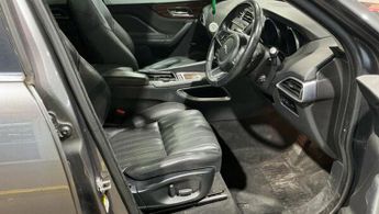Jaguar F-PACE 2.0 D180 Portfolio Auto AWD Euro 6 (s/s) 5dr