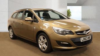 Vauxhall Astra 1.4 16V Exclusiv Sports Tourer 5dr Petrol Manual Euro 5 (100 ps)