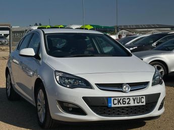 Vauxhall Astra 2.0 CDTi ecoFLEX Elite Hatchback 5dr Diesel Manual Euro 5 (s/s) 