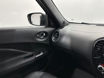 Nissan Juke 1.6 Tekna XTRON Euro 6 5dr