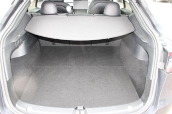 Tesla Model Y (Dual Motor) Long Range Auto 4WDE 5dr