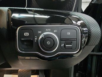 Mercedes-Benz A Class 1.3 A180 Sport (Executive) 7G-DCT Euro 6 (s/s) 5dr