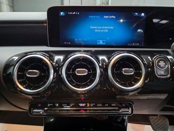 Mercedes-Benz A Class 1.3 A180 Sport (Executive) 7G-DCT Euro 6 (s/s) 5dr