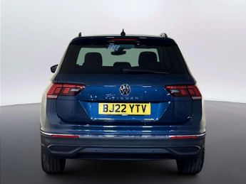 Volkswagen Tiguan 2.0 TDI Life SUV 5dr Diesel Manual Euro 6 (s/s) (150 ps)