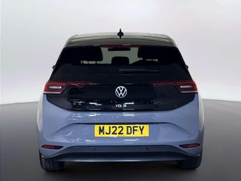 Volkswagen ID.3 Pro Performance 58kWh Family Hatchback 5dr Electric Auto (204 ps