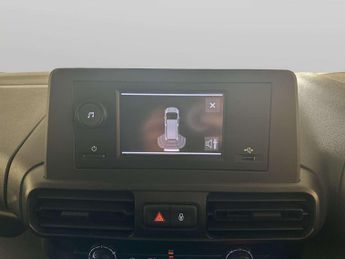 Vauxhall Combo Electric 2300 50kWh Dynamic Panel Van 5dr Electric Auto L1 H1 (7.4kW Char