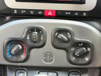 Fiat Panda 0.9 TwinAir Lounge Dualogic Euro 6 (s/s) 5dr