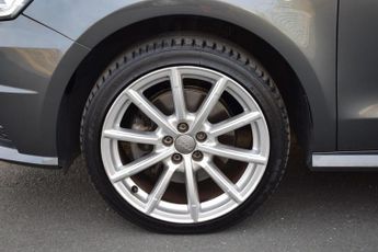 Audi A1 1.4 TFSI S line Sportback S Tronic Euro 6 (s/s) 5dr