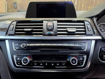 BMW 3 Series 2.0 320d Luxury Auto Euro 5 (s/s) 4dr