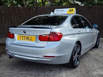 BMW 3 Series 2.0 320d Luxury Auto Euro 5 (s/s) 4dr