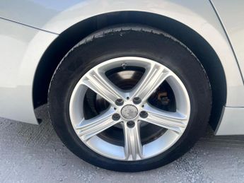 BMW 3 Series 2.0 320d SE Auto Euro 5 (s/s) 4dr