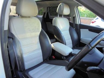 Kia Sorento 2.2 CRDi KX-4 Auto AWD Euro 6 5dr