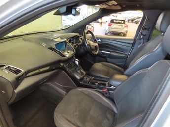 Ford Kuga 1.5T EcoBoost ST-Line X Auto AWD Euro 6 (s/s) 5dr