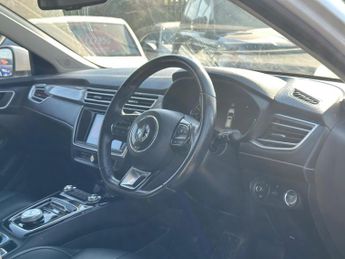 MG MG5 52.5kWh Exclusive Auto 5dr