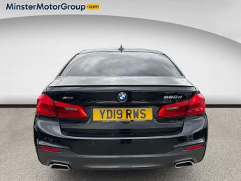 BMW 5 Series 520D XDRIVE M SPORT AUTO