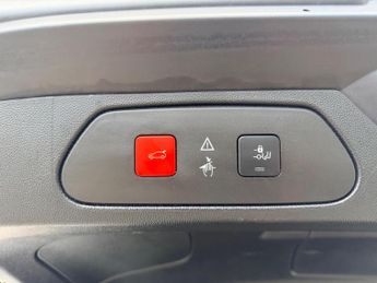 Vauxhall Grandland X 1.5 Turbo D BlueInjection Sport Nav Auto Euro 6 (s/s) 5dr