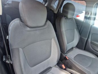 Renault Captur 1.2 TCe ENERGY Dynamique Nav Auto Euro 6 (s/s) 5dr