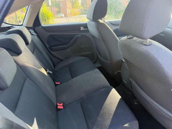 Ford Focus 1.6 Zetec Climate 5dr