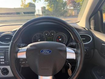 Ford Focus 1.6 Zetec Climate 5dr