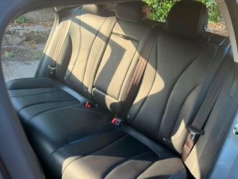 MG MG5 52.5kWh Exclusive Auto 5dr
