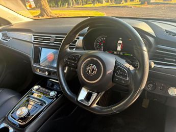 MG MG5 52.5kWh Exclusive Auto 5dr