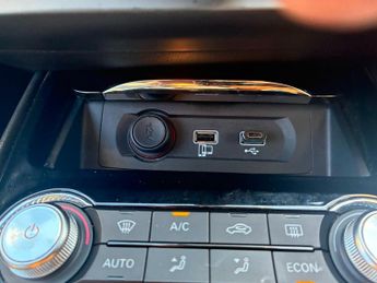 MG MG5 52.5kWh Exclusive Auto 5dr