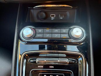 MG MG5 52.5kWh Exclusive Auto 5dr