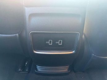 MG MG5 52.5kWh Exclusive Auto 5dr