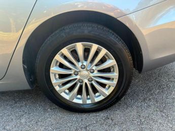 MG MG5 52.5kWh Exclusive Auto 5dr