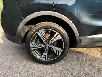 MG MG ZS 44.5kWh Exclusive Auto 5dr