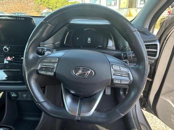 Hyundai IONIQ 38.3kWh Premium Auto 5dr