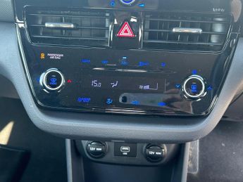 Hyundai IONIQ 38.3kWh Premium Auto 5dr