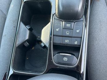 Hyundai IONIQ 38.3kWh Premium Auto 5dr