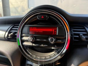 MINI Hatch 1.5 Cooper Auto Euro 6 (s/s) 5dr