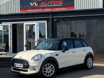 MINI Hatch 1.5 Cooper Auto Euro 6 (s/s) 5dr