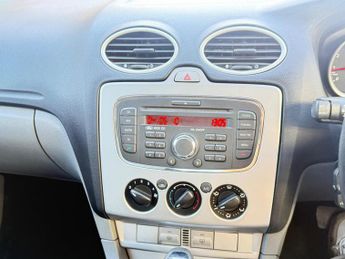Ford Focus 1.6 Zetec 3dr