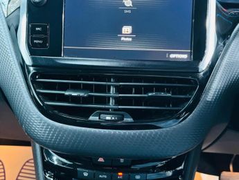 Peugeot 2008 1.2 PureTech Allure EAT Euro 6 (s/s) 5dr