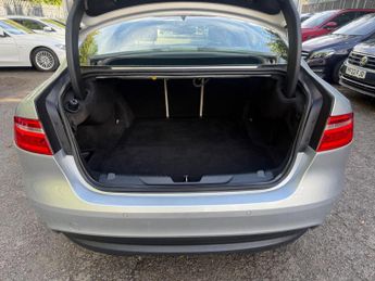 Jaguar XE 2.0d Prestige Auto Euro 6 (s/s) 4dr
