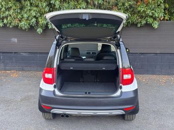 Skoda Yeti 2.0 TDI Elegance 4WD Euro 5 5dr