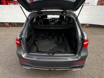 Mercedes-Benz GLC 2.1 GLC220d AMG Line G-Tronic+ 4MATIC Euro 6 (s/s) 5dr