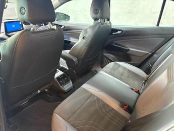 Volkswagen ID.4 Pure 52kWh Life Auto 5dr