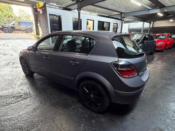 Vauxhall Astra 1.6i 16v Design 5dr