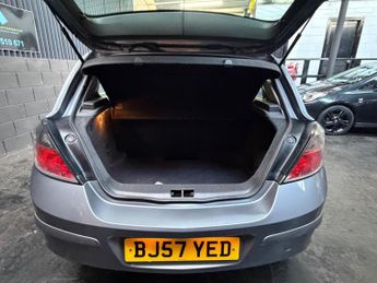 Vauxhall Astra 1.6i 16v Design 5dr