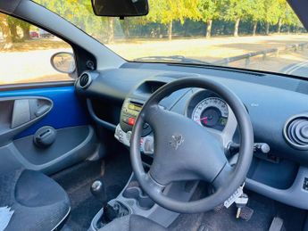 Peugeot 107 1.0 12V Urban Euro 4 3dr