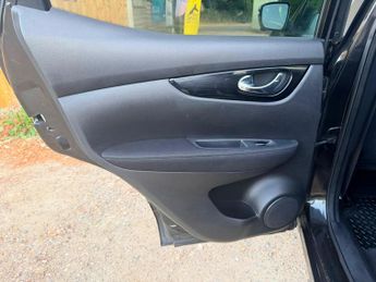 Nissan Qashqai 1.2 DIG-T n-tec+ XTRON 2WD Euro 5 (s/s) 5dr