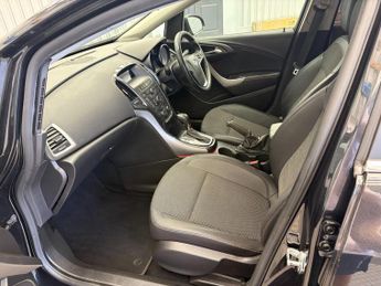 Vauxhall Astra 2.0 CDTi SE Auto Euro 5 5dr
