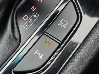 Kia Niro 1.6 GDi 3 SUV 5dr Petrol Hybrid DCT Euro 6 (s/s) (139 bhp)