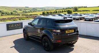LAND ROVER RANGE ROVER EVOQUE 2.0 TD4 HSE Dynamic SUV 5dr Diesel Auto 4WD Euro 6 (s/s) (180 ps