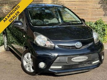 Toyota AYGO 1.0 VVT-i Fire Hatchback 5dr Petrol Manual Euro 5 (67 ps) 12 MON