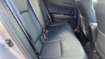 Toyota C-HR 1.8 VVT-h Dynamic CVT Euro 6 (s/s) 5dr
